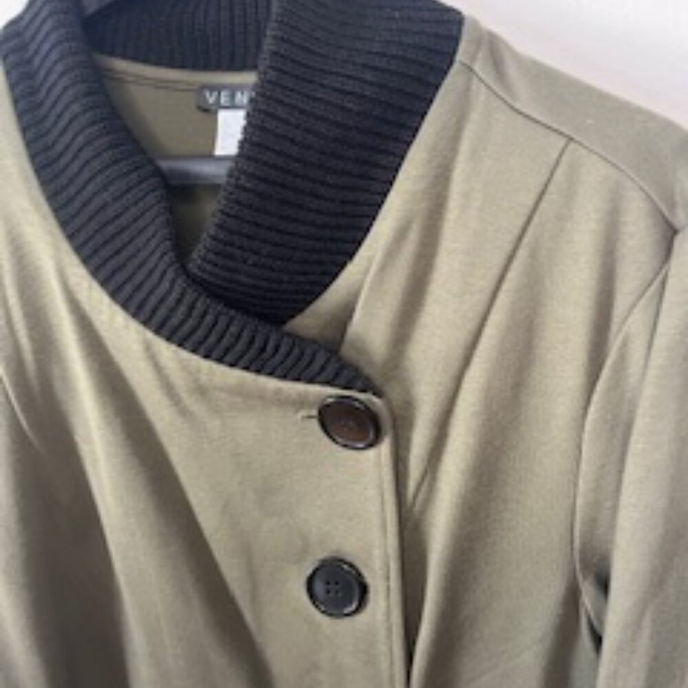 Venus Knit Jacket - Picture 3 of 5